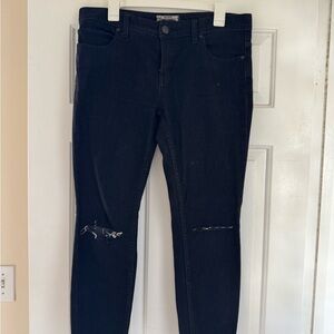 Black Distressed Women's Jeans
